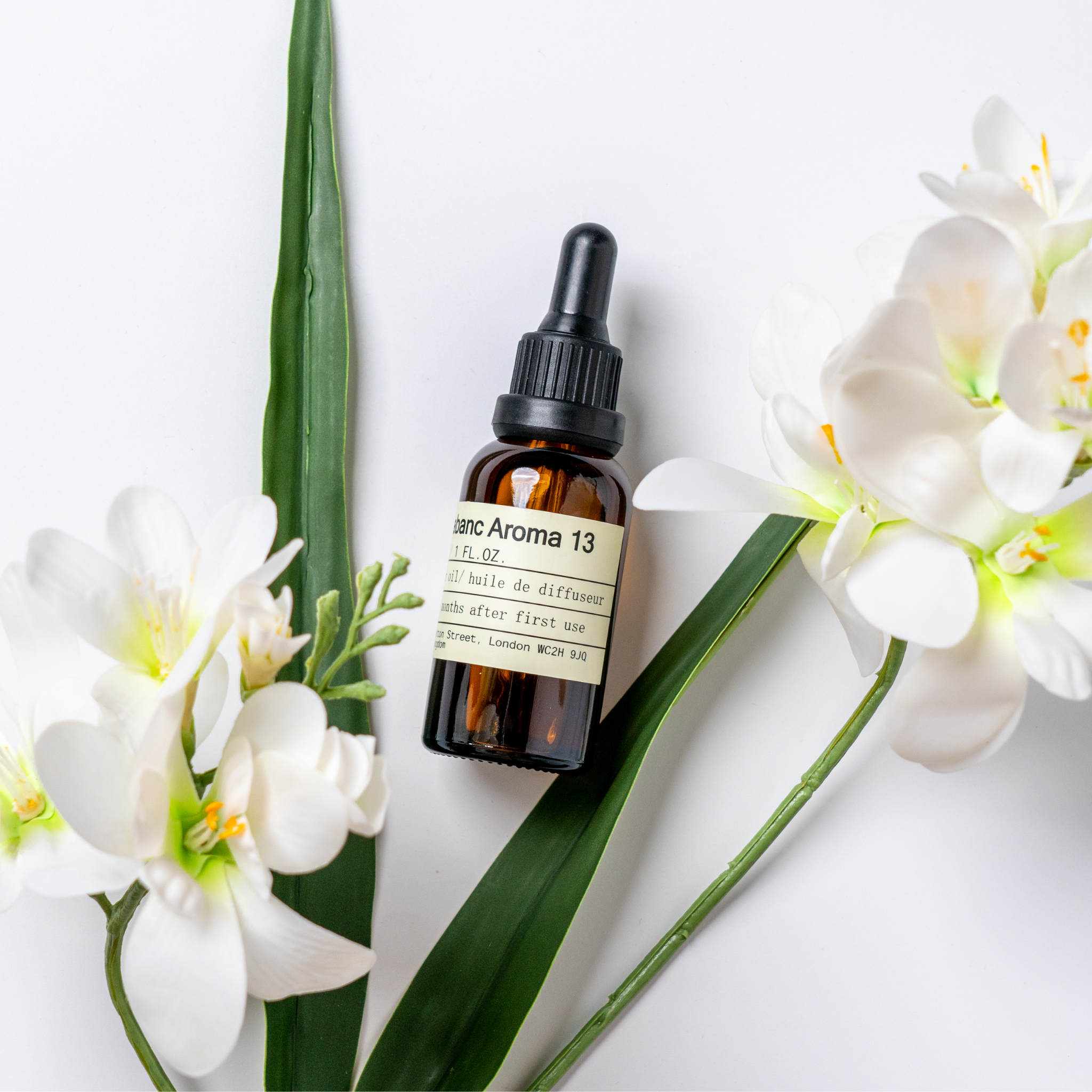 NO.13 Pear Freesia Whisper — Fruity Floral Oil | Charabanc