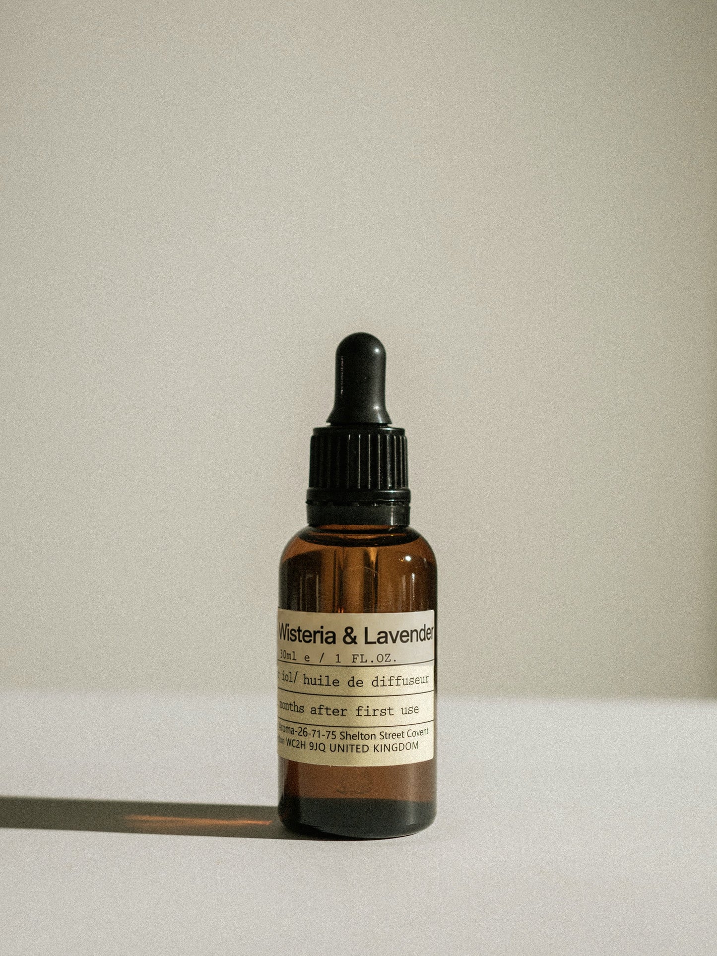 Essential Oil No.68 Wisteria & Lavender Veil product bottle